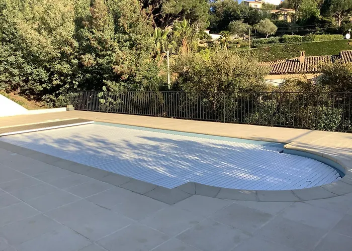 Rez De Maxime Semaphore Cours De Yoga Apartment