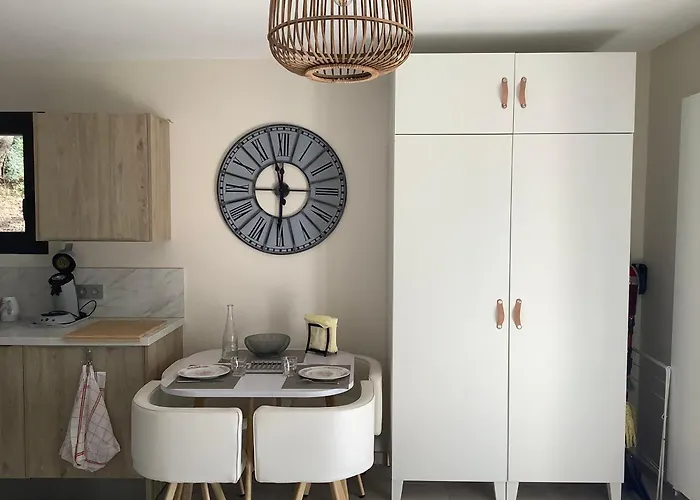 Apartment Rez De Maxime Semaphore Cours De Yoga Sainte-Maxime