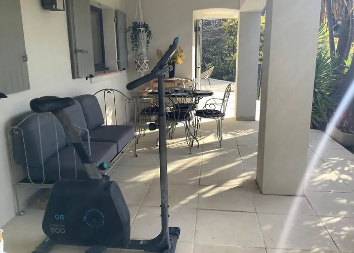 Rez De Maxime Sémaphore Cours De Yoga Apartamento Sainte-Maxime